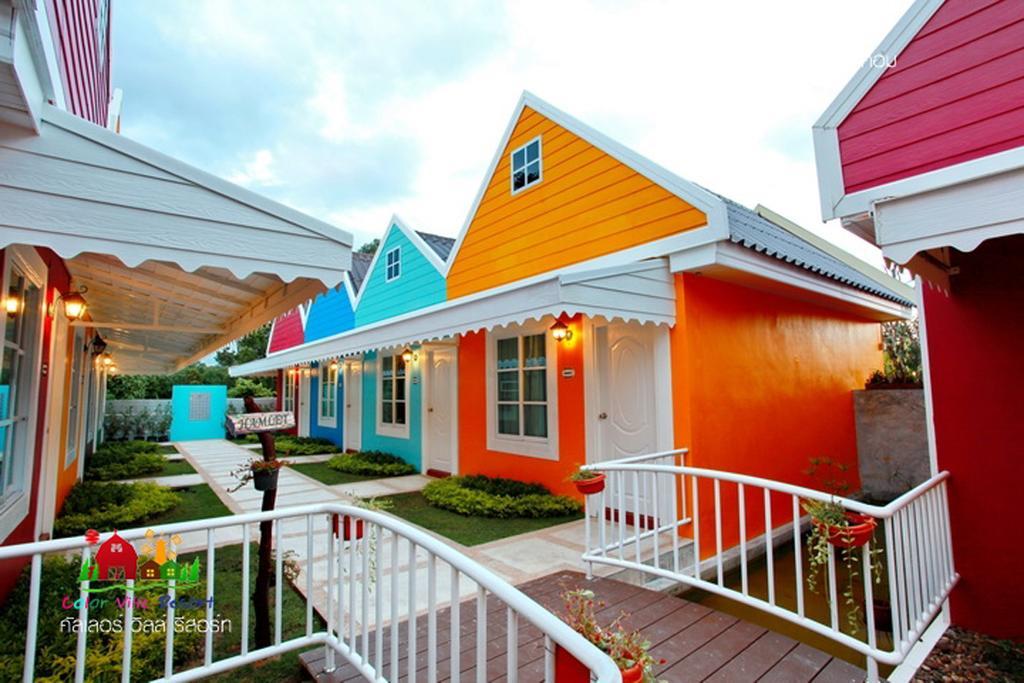Color Ville Hotel Sha Certified Саконнакхон Екстер'єр фото