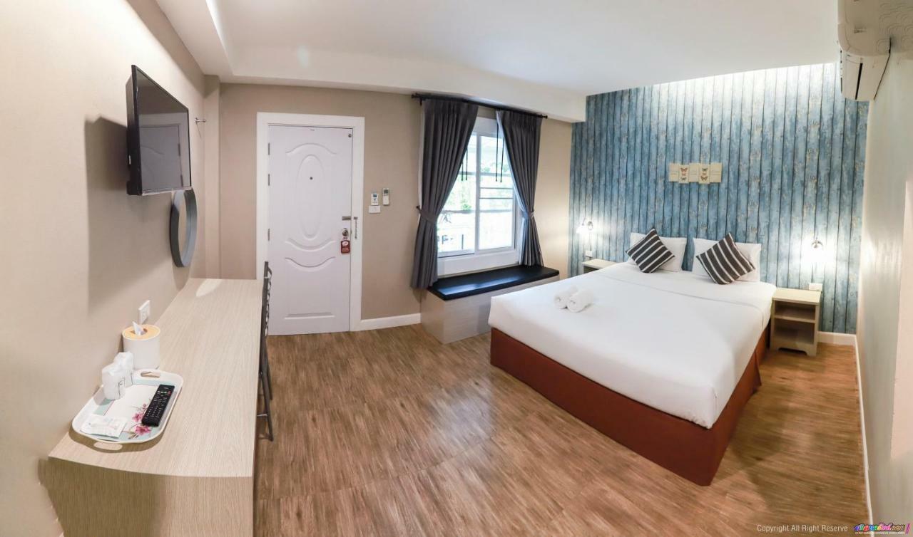 Color Ville Hotel Sha Certified Саконнакхон Екстер'єр фото